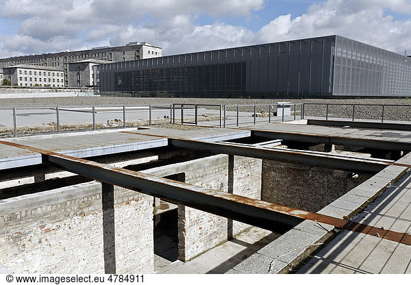 Ruinen und Dokumentationszentrum Topographie des Terrors am außen