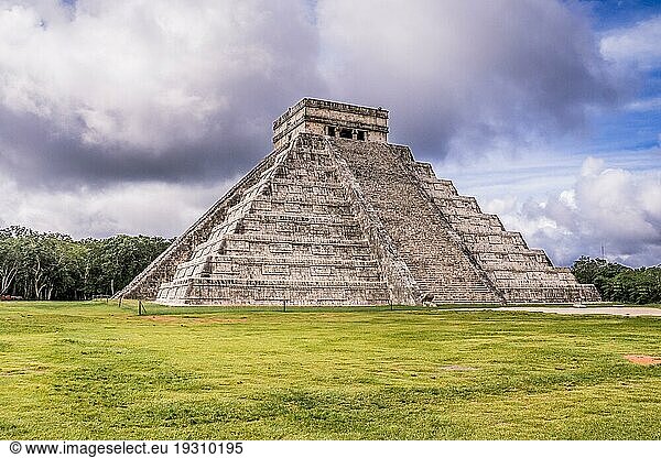 The Infamous Maya Pyramid In Yucatan The Infamous Maya Pyramid In