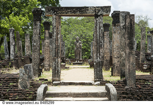 'Atadage Tempel oder ''Zahntempel''  Tempelruine mit S‰ulen  Polonnaruwa  Sri Lanka'