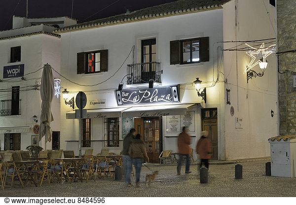 'Bar ''La Plaza'' am Kirchplatz  Altea  Costa Blanca  Provinz Alicante  Spanien  Europa'