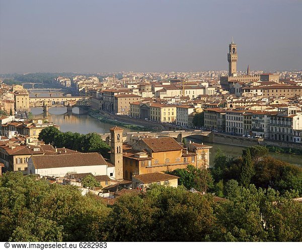 über  Großstadt  Fluss  Ansicht  David von Michelangelo  Arno  Florenz  Italien  Toskana