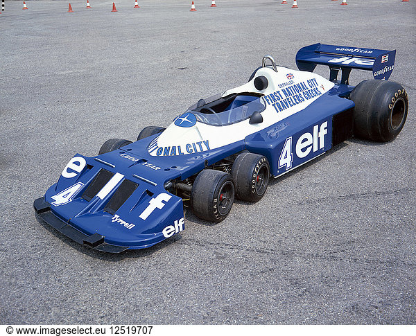 1977 Elf Tyrrell P34. Künstler: Unbekannt