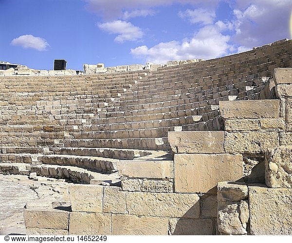 ÜF Geografie Zypern Kourion Gebäude römisches Theater erbaut 2. Jahrhundert n. Chr. Ansicht Sitzreihen