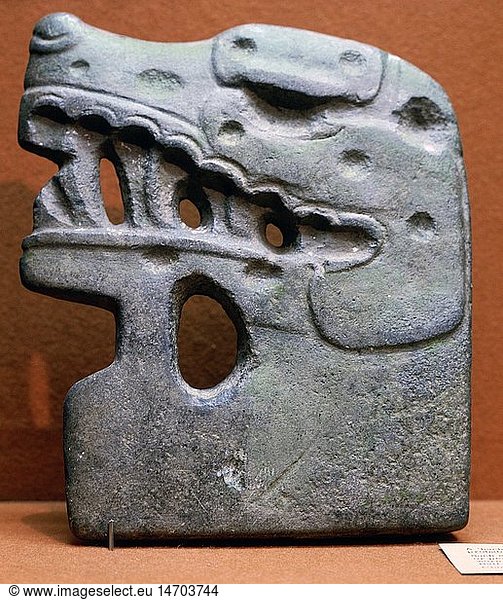 ÃœF  Kunst  Epochen  Mesoamerika  Maya  Skulptur  Hacha in Form eines Schlangenkopf  Hartstein  Mexiko  700 - 800  British Museum  London