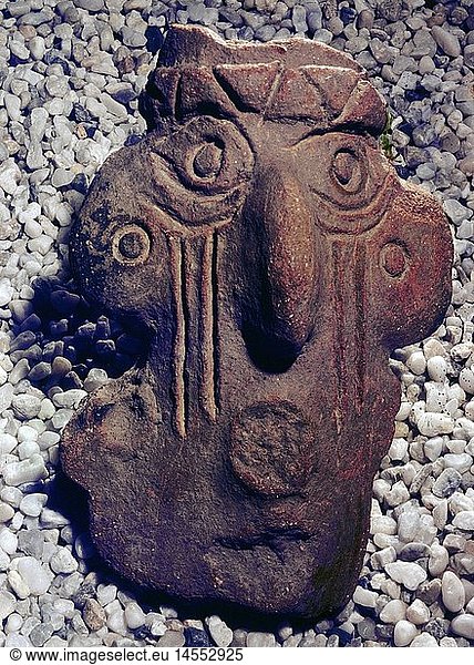 ÃœF  Kunst  Epochen  Mesoamerika  Skulptur  'GroÃŸe Nase'  Terrakotta  frÃ¼he Vorklassik  Mexiko  um 1300 v.Chr.  Sammlung A. von Wuthanau