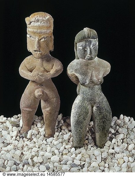 ÃœF  Kunst  Epochen  Mesoamerika  Skulptur  Statuetten aus Tlapacoya (oben)  Terrakotta  mittlere Vorklassik  Mexiko  um 1000 v.Chr.  Sammlung A. von Wuthanau