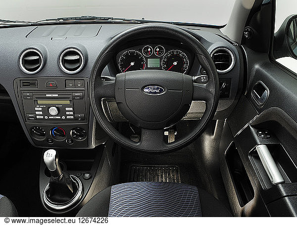 2010 Ford Fusion Künstler: Unbekannt.