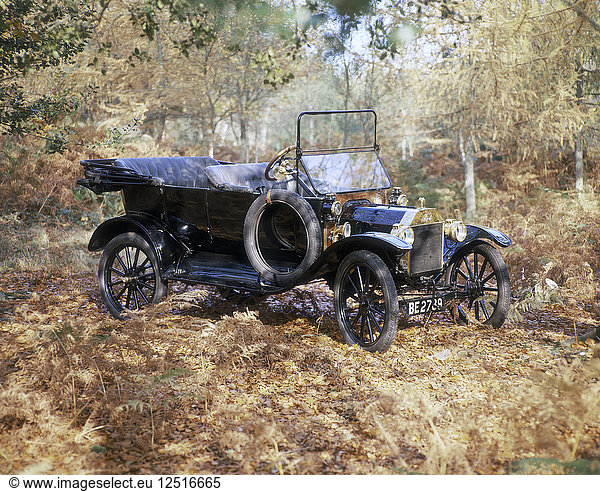 1915 Ford Model T. Künstler: Unbekannt