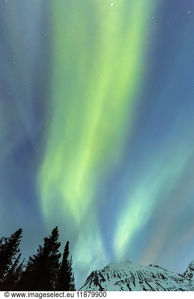 'Green Aurora Borealis dances over the Kenai Mountains  Moose Pass  Kenai Peninsula  South-central Alaska; Alaska  United States of America'