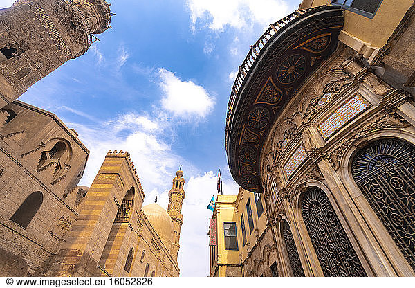 Ägypten  Gouvernement Kairo  Kairo  Al-Nasir Muhammad Moschee und Sabil-Kuttab Ismail Pasha in der Al-Muizz Li-Din Allah Al-Fatimi Straße