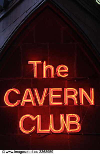 10868462  Liverpool  England  Great Britain  pub  Cavern club  60ies  club  neon  neon lights  the Beatles