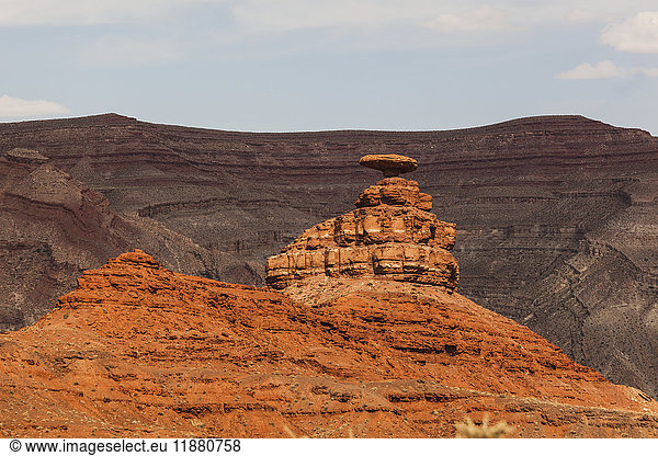 'Rugged rock formations in the desert; Arizona  United States of America'