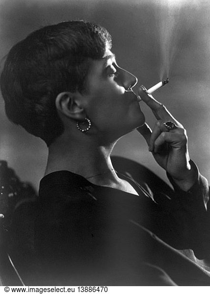 '''Satisfaction''  Glamorous Smoker  1931'