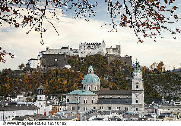 Österreich  Salzburg  Festung und Dom Hohensalzberg