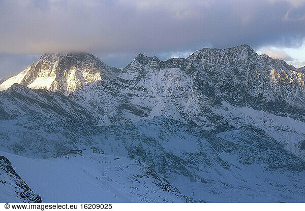 Österreich  Tirol  Winterlandschaft am Daunkogel