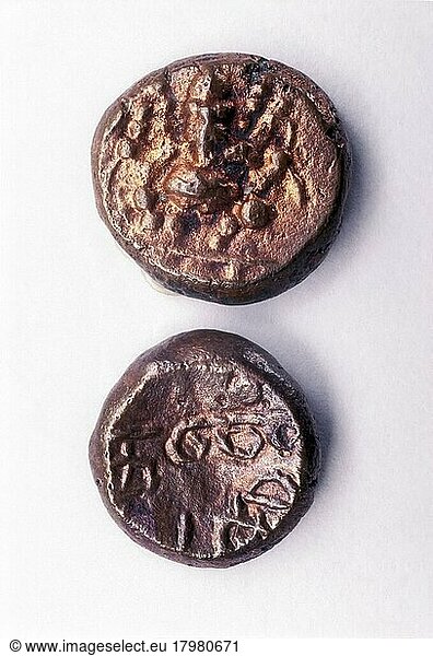 17th century copper coin  Madurai Nayak  Top  Ganesha seated facing  Bottom  Ganapathy in Tamil legend