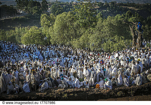 Äthiopisch-orthodoxe christliche Pilger; Lalibela  Äthiopien