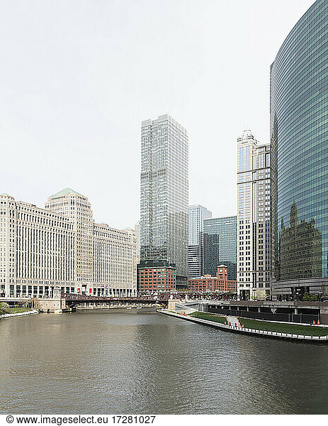333 Wacker drive building by Chicago River in city  Chicago  USA