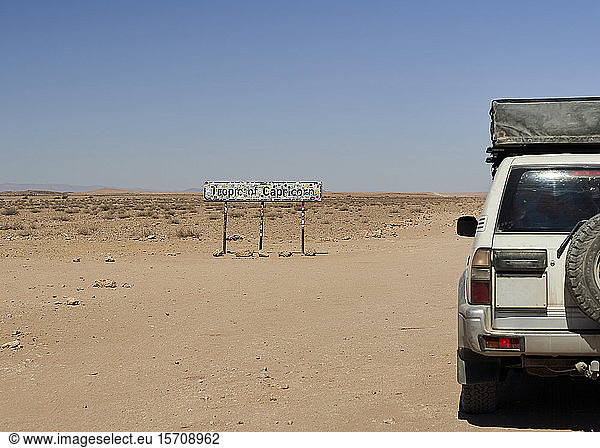 4x4 at the Tropic of Capricorn  Namibia