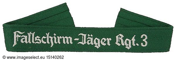 A 'Fallschirm-JÃ¤ger Reg.' 3 cuff title for enlisted men Machine-embroidered cotton thread lettering on 'jÃ¤gergrÃ¼n' green cloth. USA-Los historic  historical  Air Force  branch of service  branches of service  armed service  armed services  military  militaria  air forces  object  objects  stills  clipping  clippings  cut out  cut-out  cut-outs  20th century