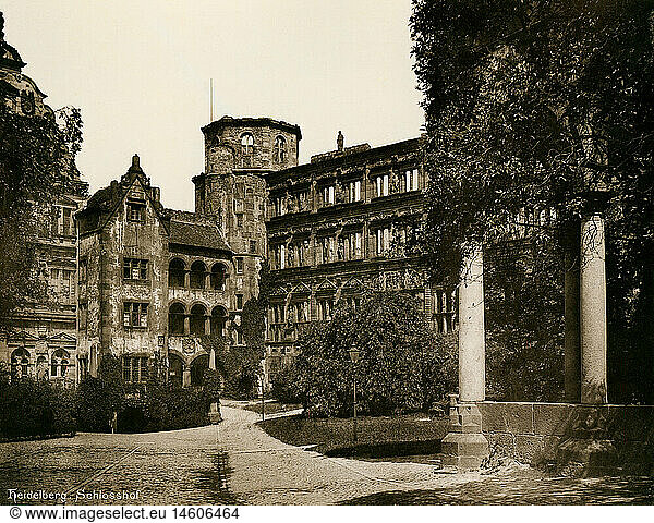 A3  Geo. hist.  Deutschland  StÃ¤dte  Heidelberg  SchlÃ¶sser  Heidelberger SchloÃŸ  AuÃŸenansicht  SchloÃŸhof  Fotografie  um 1910