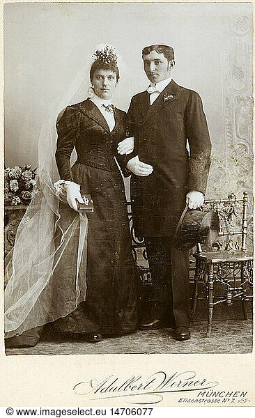 A5  Menschen hist  Hochzeit  Hochzeitspaar  Brautpaar  Kabinettbild  Adalbert Werner  MÃ¼nchen  Deutschland  um 1890