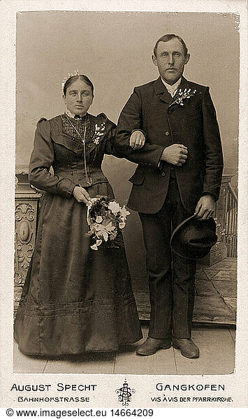 A5  Menschen hist  Hochzeit  Hochzeitspaar  Brautpaar  Visitbild  August Specht  Gangkofen  Deutschland  um 1900