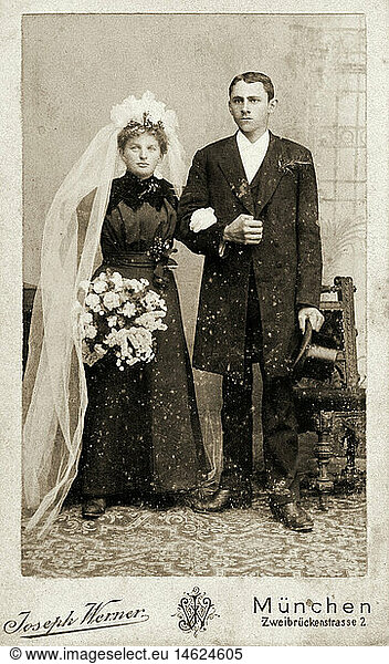 A5  Menschen hist  Hochzeit  Hochzeitspaar  Brautpaar  Visitbild  Joseph Werner  MÃ¼nchen  Deutschland  um 1900