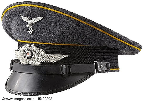 A visor cap for enlisted men/NCOs of aviation personnel or paratroopers Magdeburg aviation school historic  historical  Air Force  branch of service  branches of service  armed service  armed services  military  militaria  air forces  object  objects  stills  clipping  clippings  cut out  cut-out  cut-outs  20th century