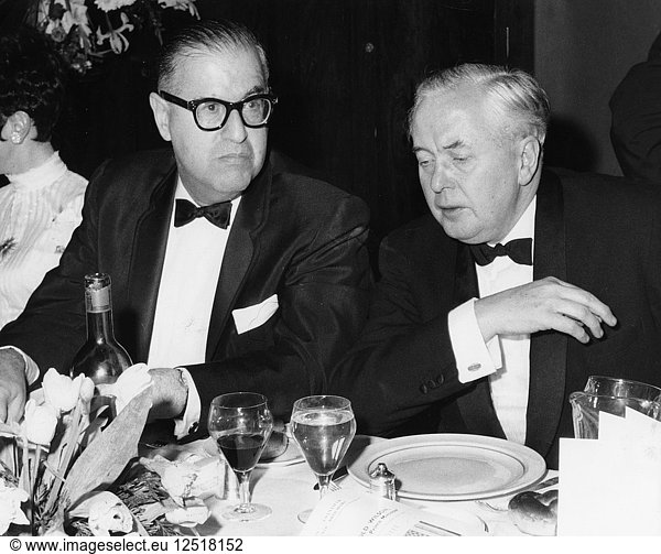 Abba Eban (1915-2002)  israelischer Außenminister  und Harold Wilson (1916-1995)  britischer Premierminister. Künstler: Unbekannt
