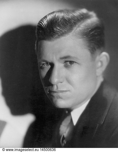 Actor Stuart Erwin  Publicity Portrait  Paramount Pictures  1930's