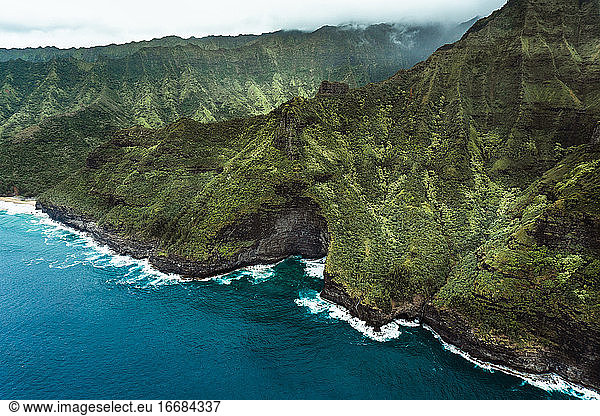 Aerial view of Na Pali Coast in north Kauai (Hawaii)