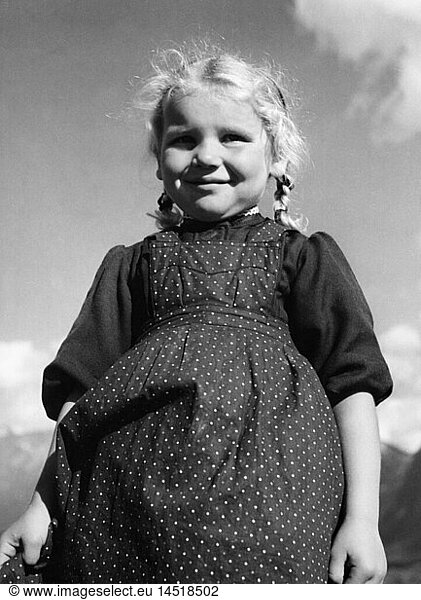 agriculture  mountain farmers  little girl  1950s