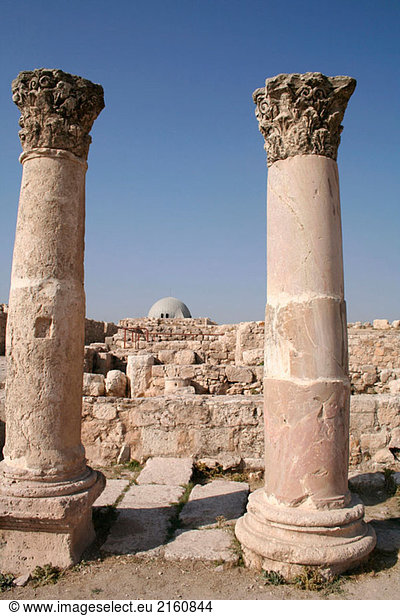 Al-Qala´a Mountain Säulen und Umayyaden Palace/Al-Qasr  die Zitadelle  Jabal Al-Qal´ah Ru  Amman  Jordanien