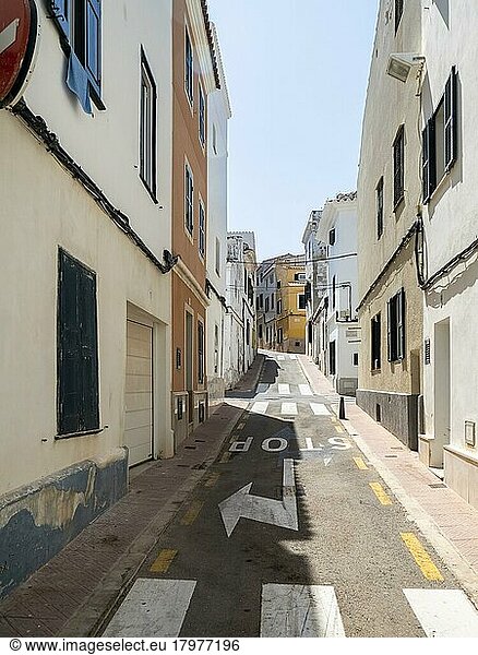 Alley in the historic old town of Mahon  Port de Mao  Menorca  Balearic Islands  Balearic Islands  Mediterranean Sea  Spain  Europe