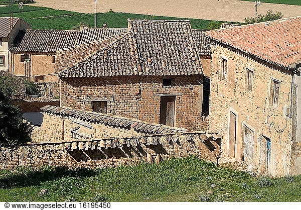 Almazan  Lehmhäuser aus Birkenholz. Provinz Soria  Kastilien und Leon  Spanien.