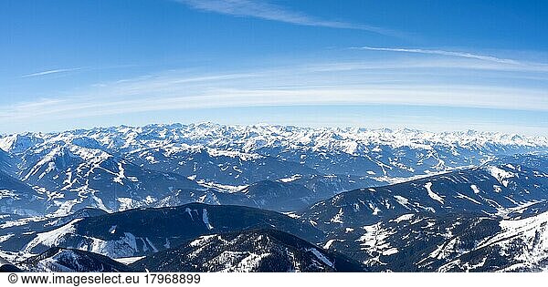 Alpine panorama  blue sky over winter landscape  snow-covered Alpine peaks  view from Dachstein massif  Styria  Austria  Europe