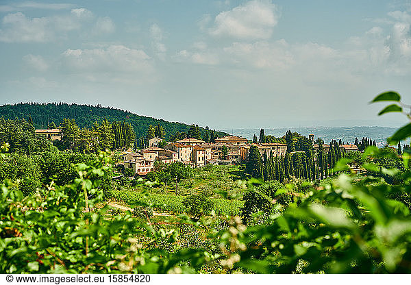 Alte Siedlung und Weideland in Italien