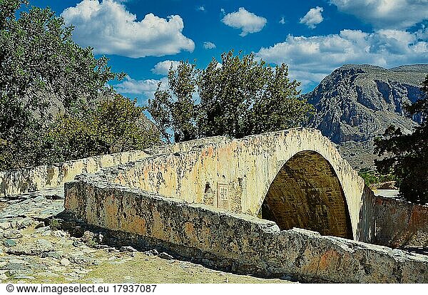 Alte venezianische Brücke  Preveli  Kreta  Griechenland  Europa