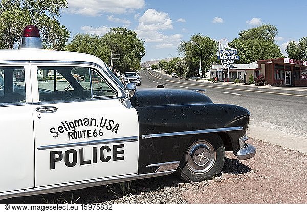 Alter Polizeiwagen  Oldtimer Police  Historic Route 66  Seligman  Arizona  USA  Nordamerika