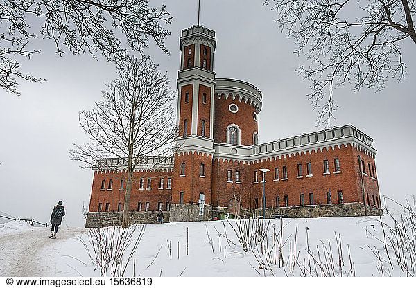 Alter Wachturm im Winter  Stockholm  Schweden