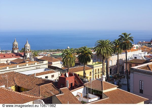 Altstadt mit Plaza del Ayuntamiento La Orotava Teneriffa Kanaren Kanarische Inseln Spanien Europa