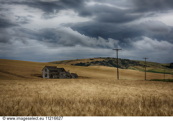 Amerika Himmel Sturm unterhalb Ländliches Motiv ländliche Motive Mittelpunkt Verbindung Blockhaus Palouse Holzhaus