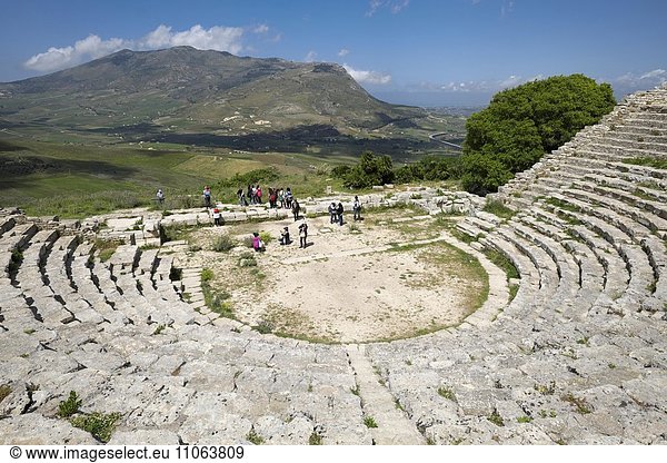 Amphitheater  Antikes Theater von Segesta  Provinz Trapani  Sizilien  Italien  Europa