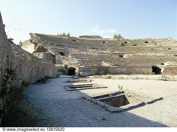 Amphitheater in Pozzuoli  Italien. Römisch. 1. Jahrhundert nach Christus.