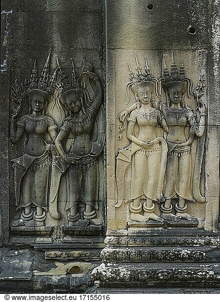 Angkor Wat  dieser gewaltige Tempel  schützt einen außergewöhnlichen Schatz  der mit keinem anderen Bauwerk der Welt vergleichbar ist: In seinen Mauern befindet sich eine königliche Porträtgalerie mit 1.796 realistisch in Stein gemeißelten Frauen.