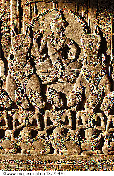 Angkor Wat  geschnitztes Detail an der Wand.