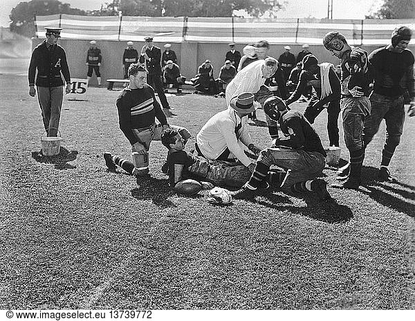 Annapolis  Maryland: 1929 A scene from the All Talking Movietone  ´Salute´  about the football rivalry of the Army-Navy game. The movie was partly filmed on location at the Naval Academy in Annapolis.