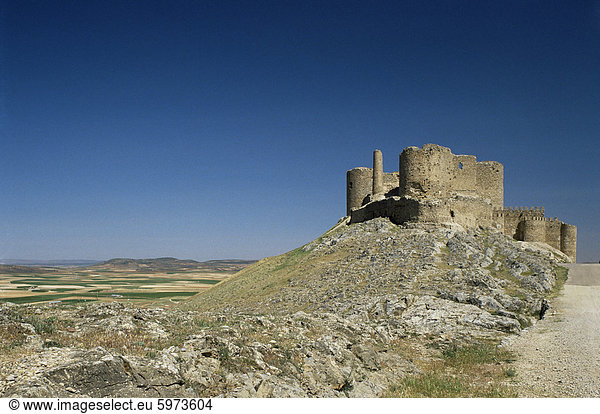 Ansicht der Burg  Consuegra  Toledo  Kastilien-La Mancha  Spanien  Europa