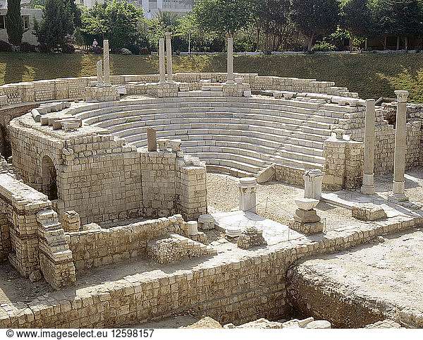 Ansicht des Zuschauerraums des Kom Al-Dikka  des römischen Theaters in Alexandria  das wahrscheinlich im 3. Jahrhundert n. Chr. erbaut und später umgebaut wurde.